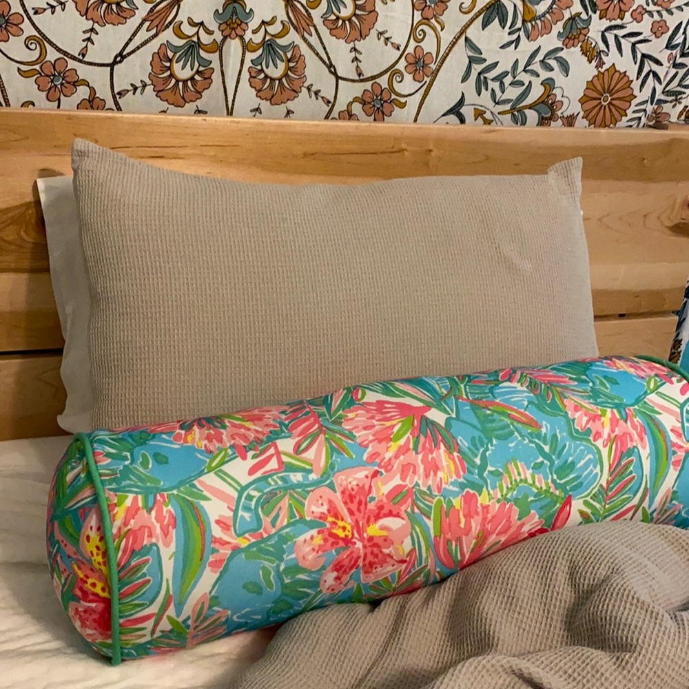 Lily Pulitzer x pottery barn Home Pillow